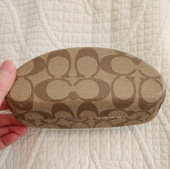 Coach sunglasses Case - Picture 3 of 5
